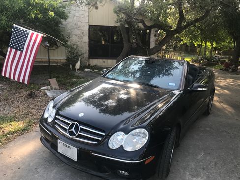 Used 2004 Mercedes-Benz CLK 55 AMG Cabriolet image 9