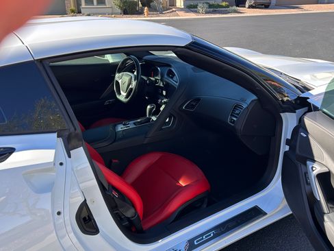 Used 2019 Chevrolet Corvette Stingray Coupe w/ Battery Protection Package image 6