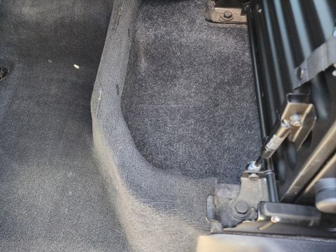 Used 2004 Dodge Ram 3500 Truck SLT w/ Sport Appearance Group image 18