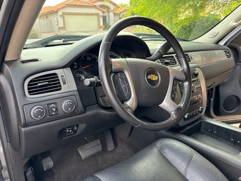 Used 2014 Chevrolet Silverado 2500 LTZ w/ LTZ Plus Package image 6