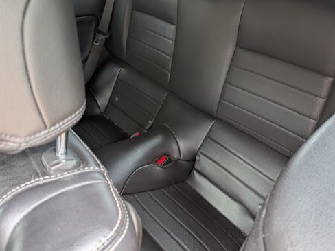 Used 2014 Ford Mustang Premium image 12