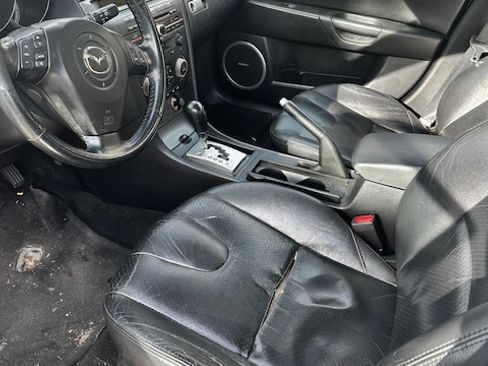 Used 2006 MAZDA MAZDA3 s Grand Touring image 9