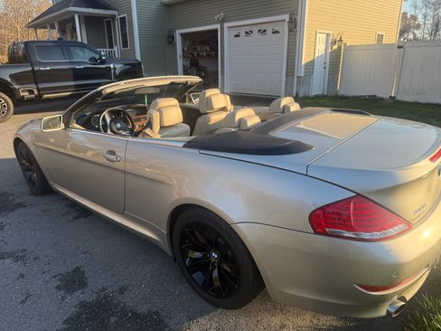 Used 2008 BMW 650i Convertible image 16