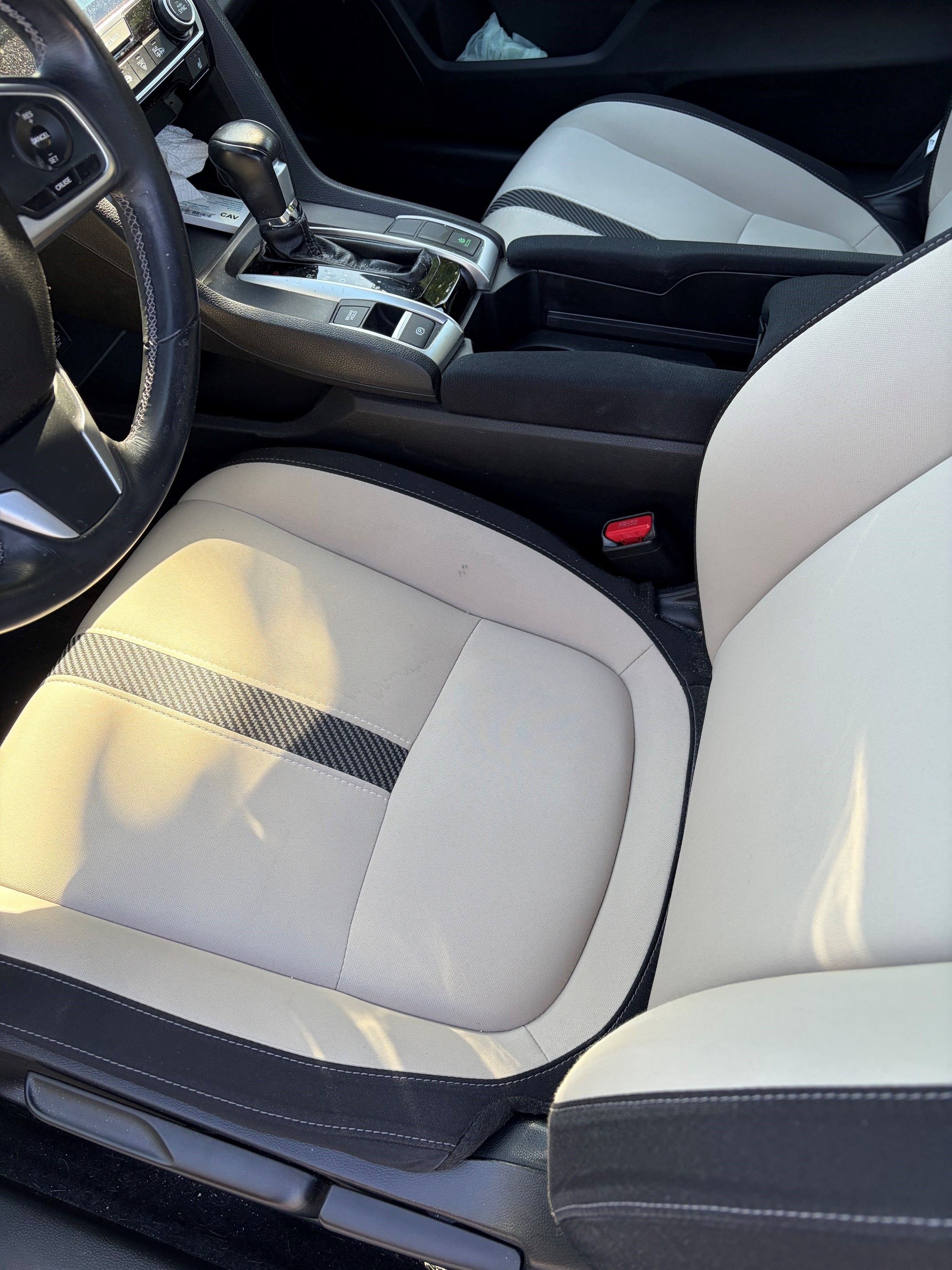 Used 2018 Honda Civic EX-T image 2