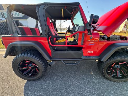 Used 1997 Jeep Wrangler Sport AWD/4WD image 1