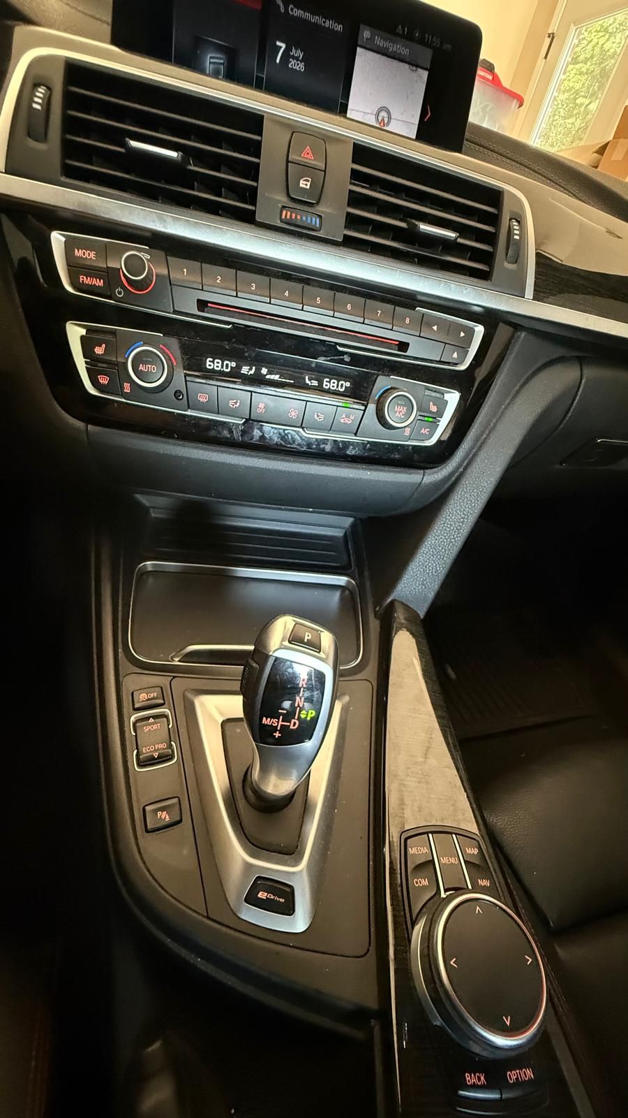 Used 2018 BMW 330e RWD image 10