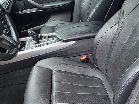 Used 2015 BMW X5 xDrive50i image 24