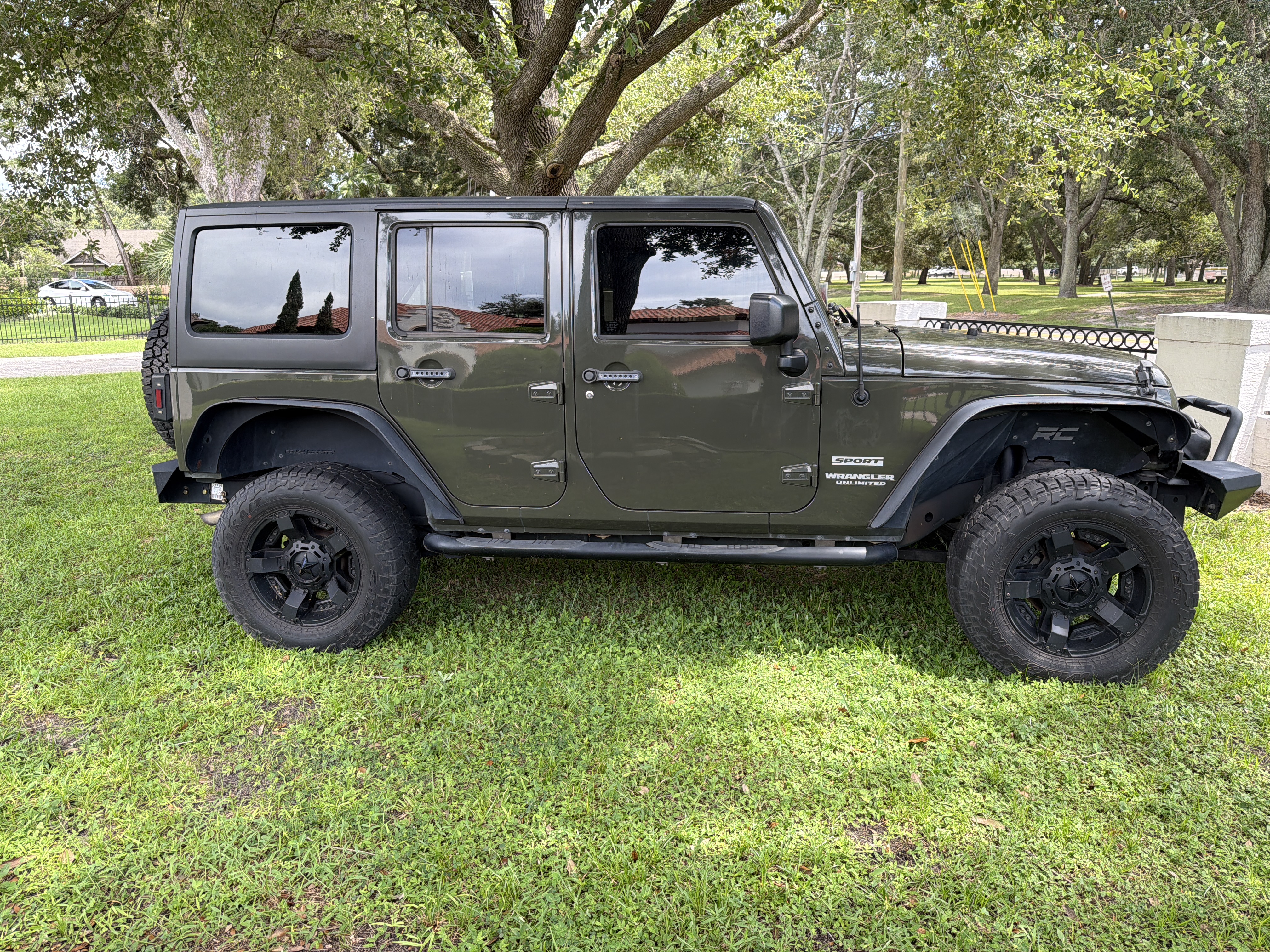 Used 2015 Jeep Wrangler Unlimited Sport w/ Quick Order Package 24S AWD/4WD image 1