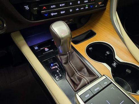 Used 2020 Lexus RX 350 350 Sport Utility 4D w/ Premium Package image 10