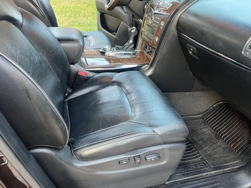 Used 2015 INFINITI QX80 Sport Utility 4D w/ 22" Wheel Package image 24