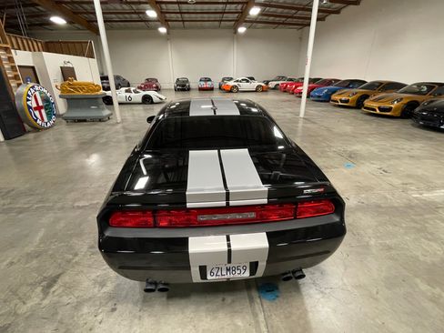 Used 2012 Dodge Challenger SRT8 w/ Premium Sound Group image 4