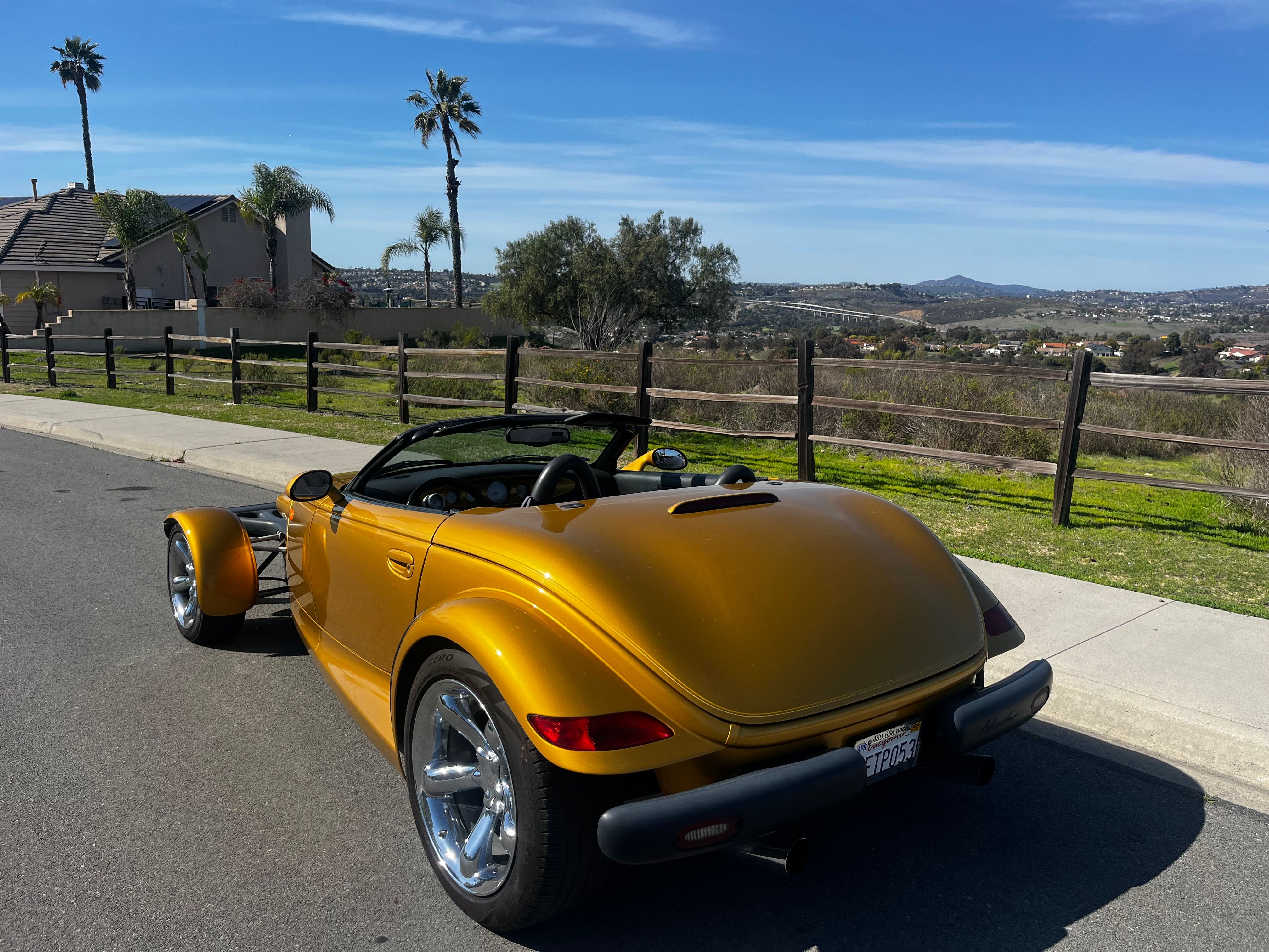 Used 2002 Chrysler Prowler RWD image 29
