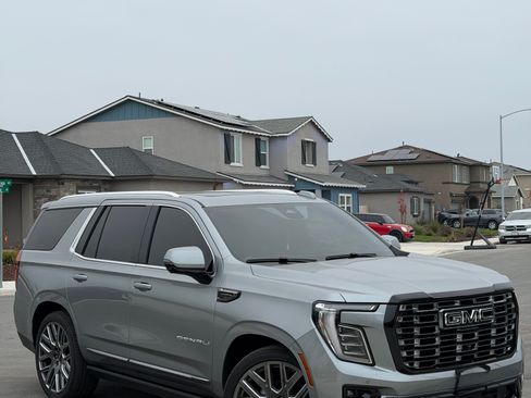 Used 2025 GMC Yukon Denali Ultimate image 5