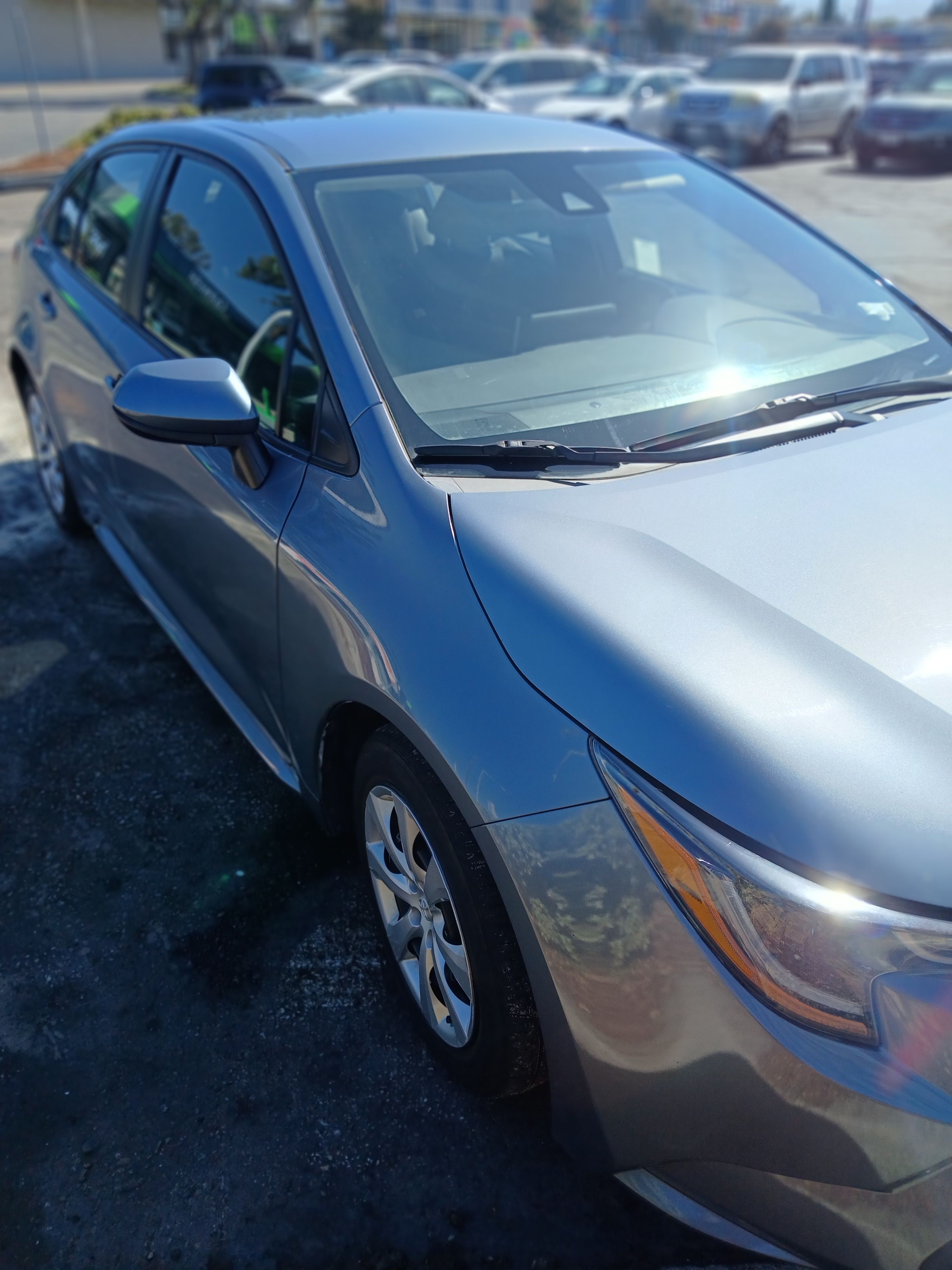 Used 2020 Toyota Corolla LE FWD image 5