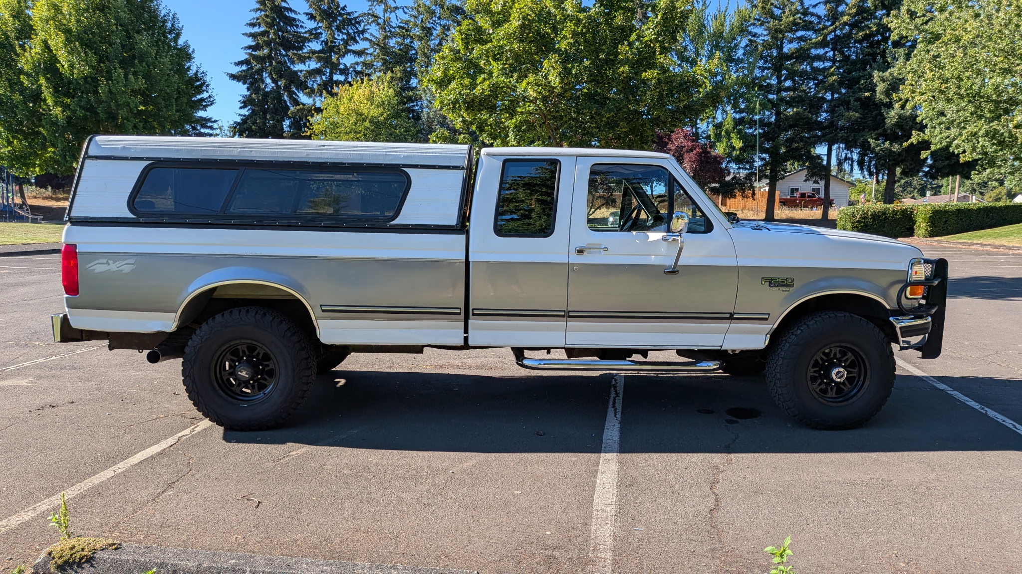 Used 1996 Ford F250 4x4 SuperCab image 1
