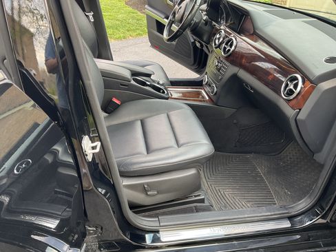 Used 2014 Mercedes-Benz GLK 250 BlueTEC 4MATIC image 8