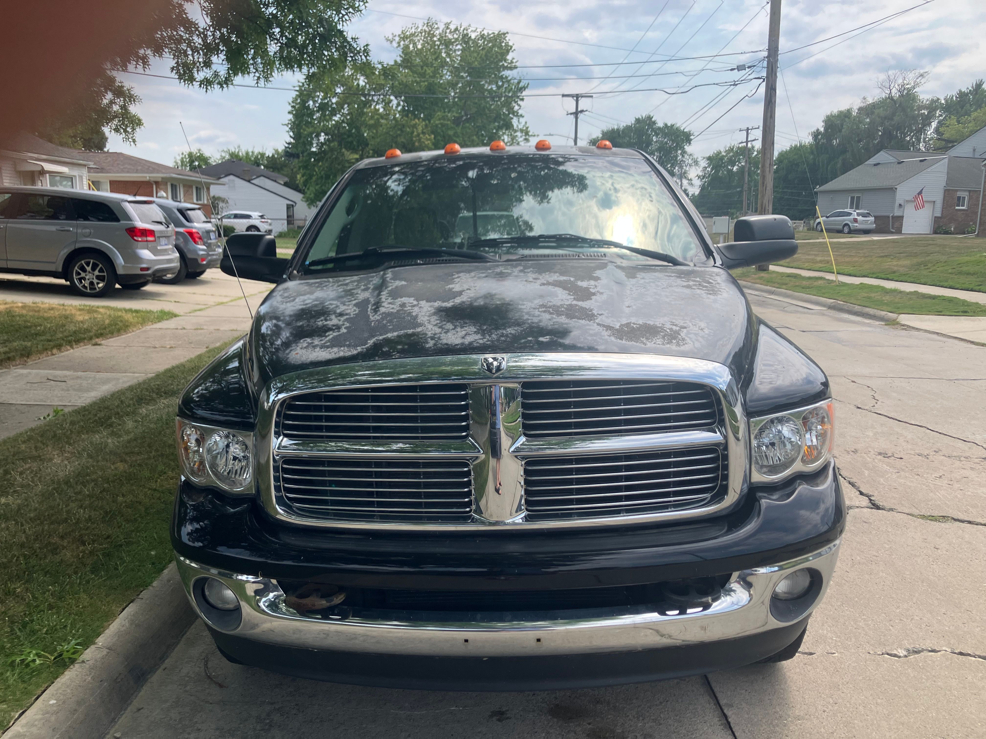 Used 2004 Dodge Ram 3500 Truck SLT w/ Trailer Tow Group AWD/4WD image 2