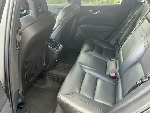 Used 2018 Volvo XC60 T6 Inscription w/ Convenience Package AWD/4WD image 12