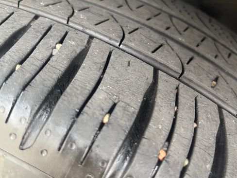 Used 2023 Volkswagen Tiguan SE R-Line image 14