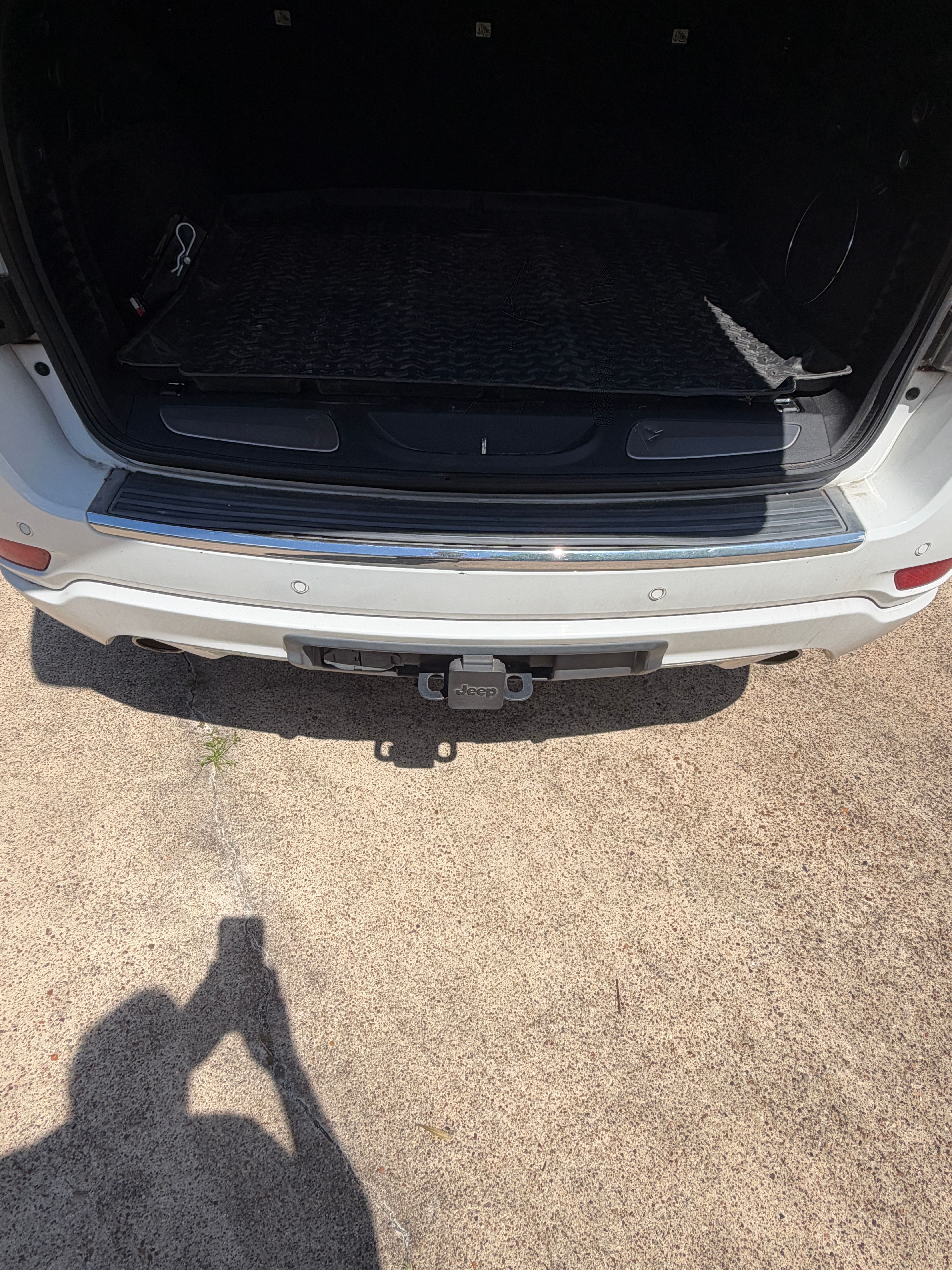 Used 2016 Jeep Grand Cherokee Overland AWD/4WD image 13