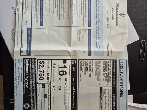 Used 2022 Maserati Levante Trofeo image 23