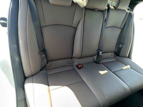 Used 2025 Lexus ES 300h w/ Premium Package image 10