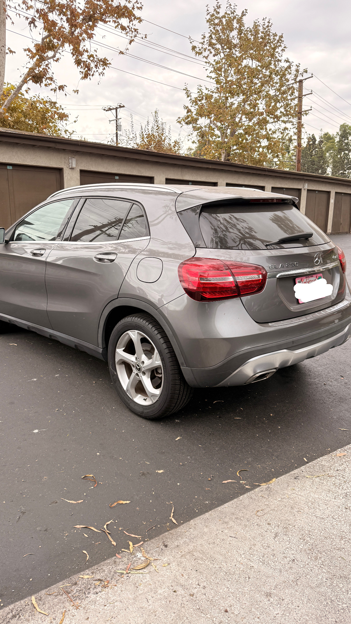 Used 2020 Mercedes-Benz GLA 250 4MATIC image 1