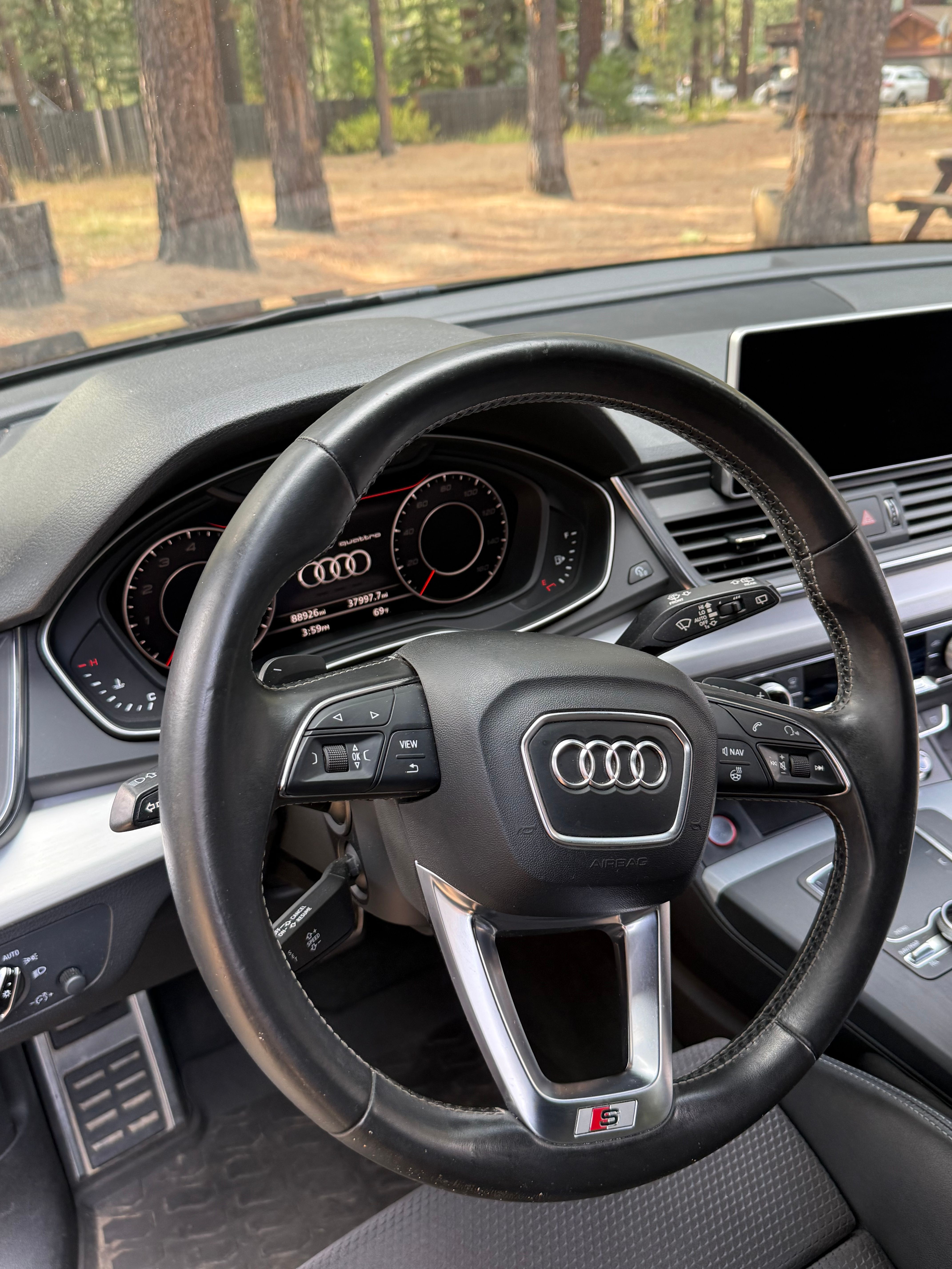 Used 2018 Audi SQ5 Premium Plus w/ Navigation Package AWD/4WD image 6