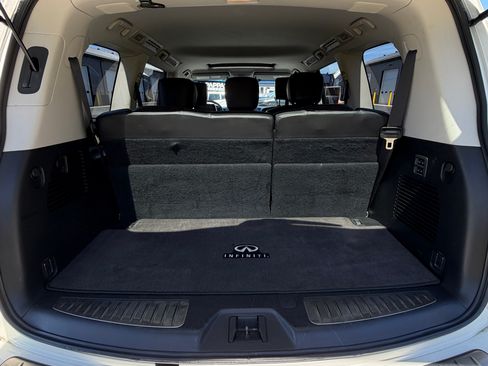 Used 2012 INFINITI QX56 4WD w/ Deluxe Touring Pkg image 20