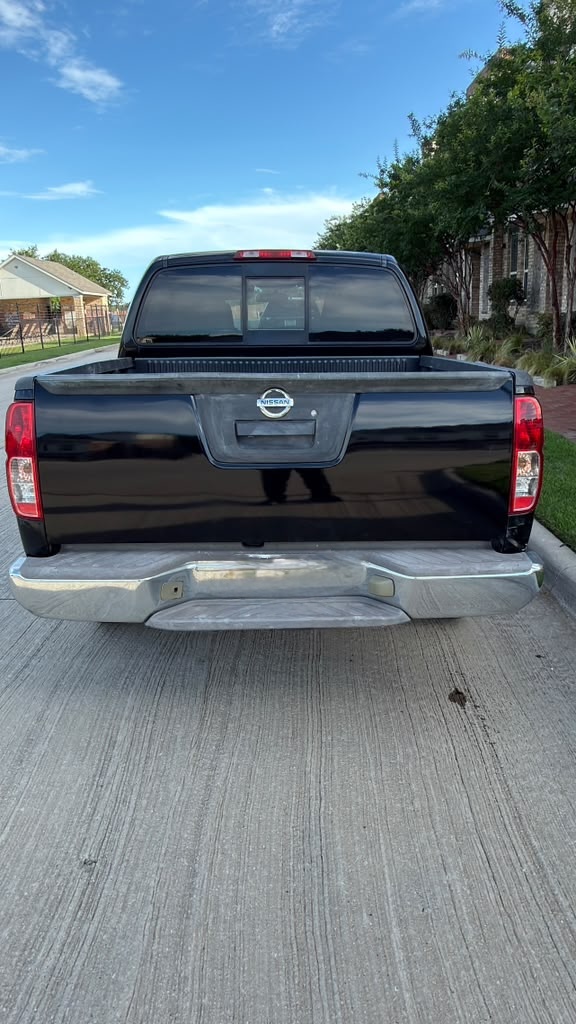 Used 2019 Nissan Frontier SV RWD image 10