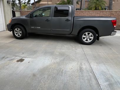 Used 2009 Nissan Titan SE w/ SE Drivers Convenience Pkg