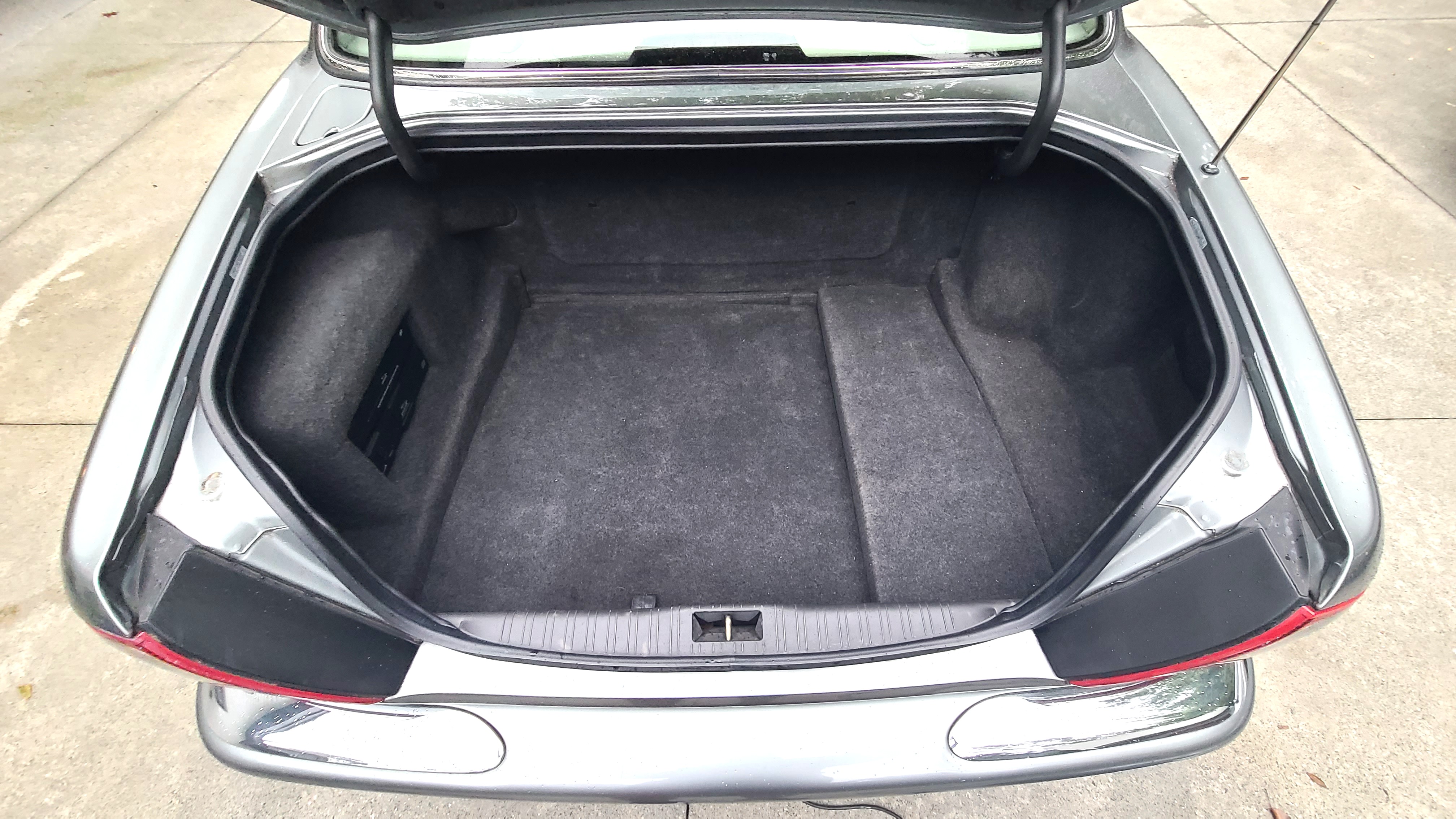 Used 2003 Jaguar XJ8 RWD image 20
