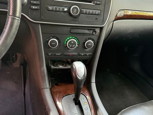 Used 2011 Saab 9-3 Aero image 13