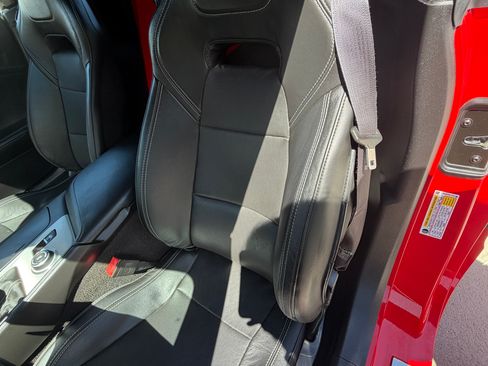 Used 2014 Chevrolet Corvette Stingray Convertible w/ Battery Protection Package RWD image 12