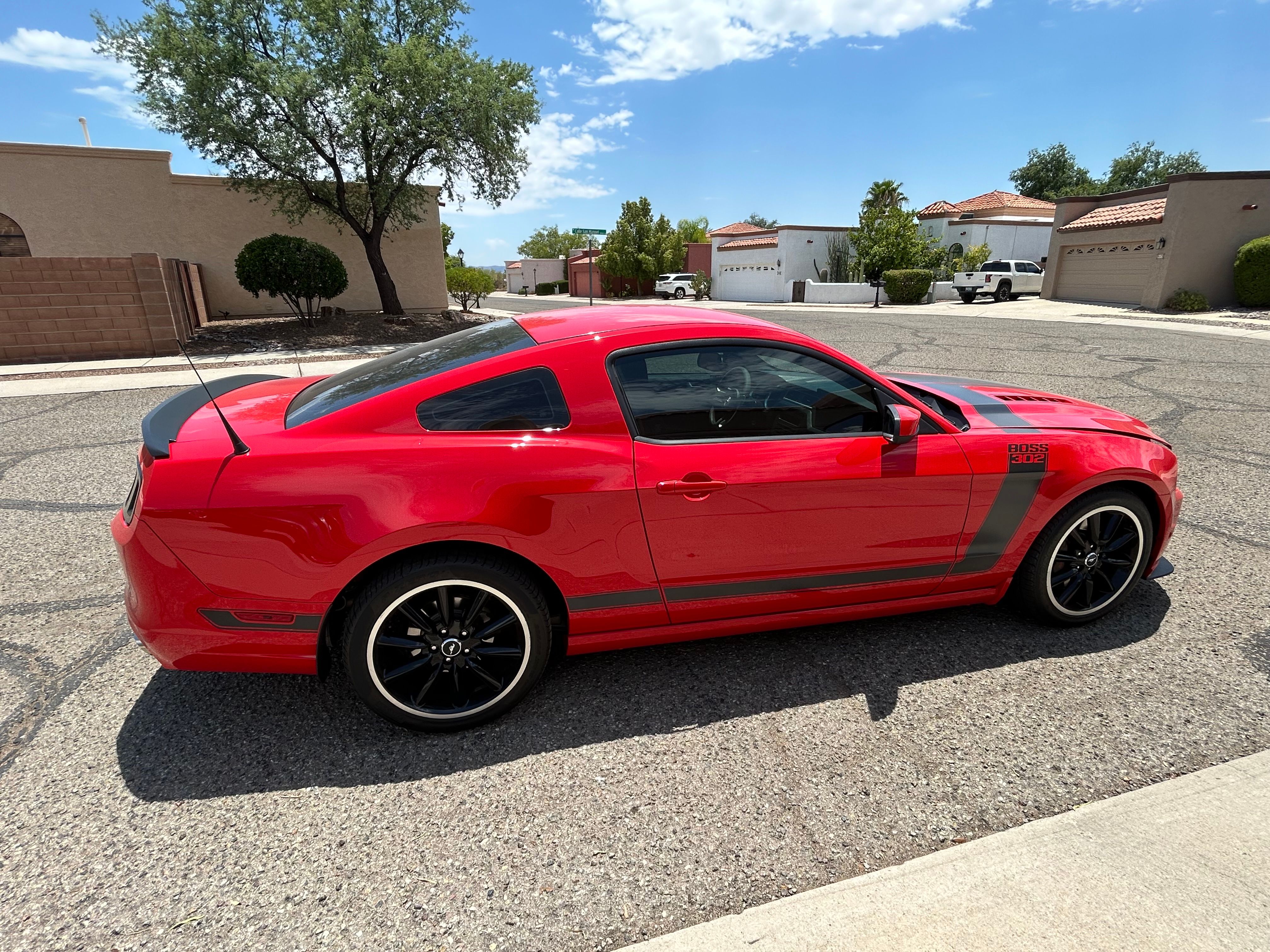 Used 2013 Ford Mustang Boss 302 w/ Boss 302 Accessory Pkg RWD image 1