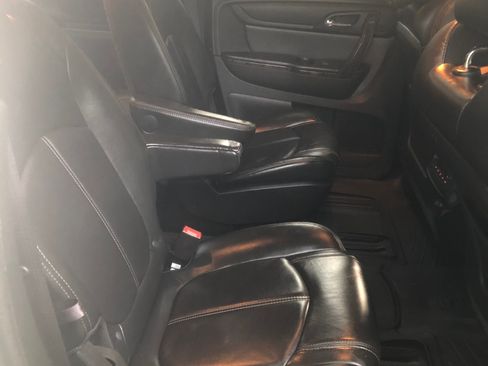 Used 2013 GMC Acadia SLT image 9