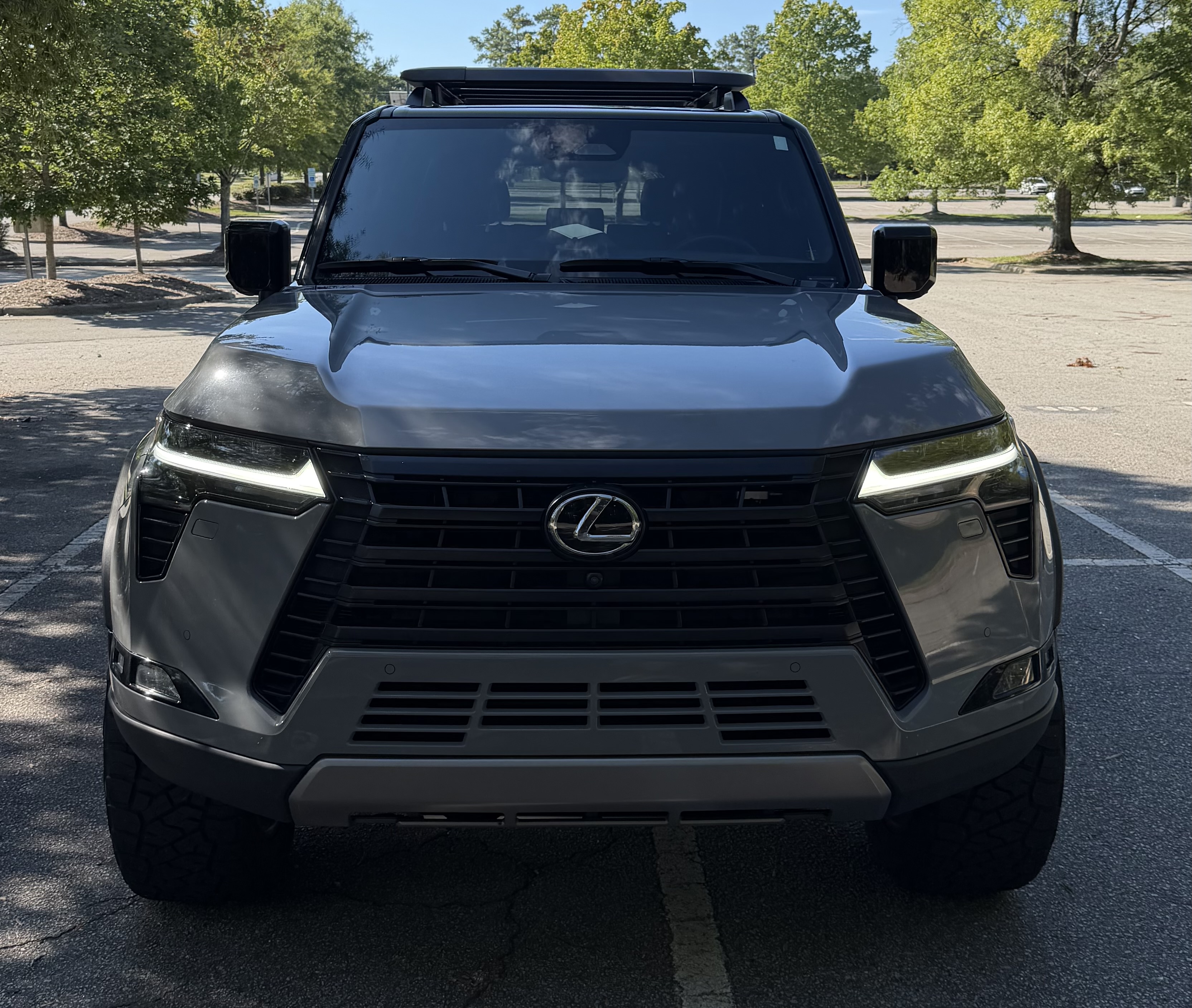 Used 2025 Lexus GX 550 AWD/4WD image 2