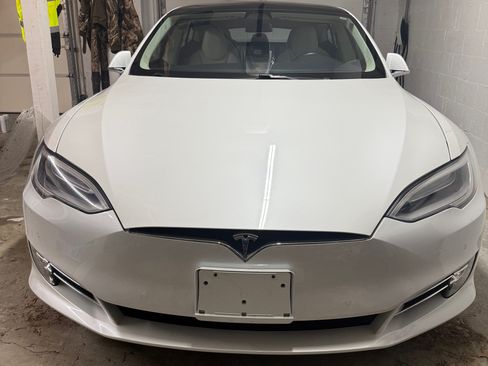 Used 2019 Tesla Model S 75D image 2