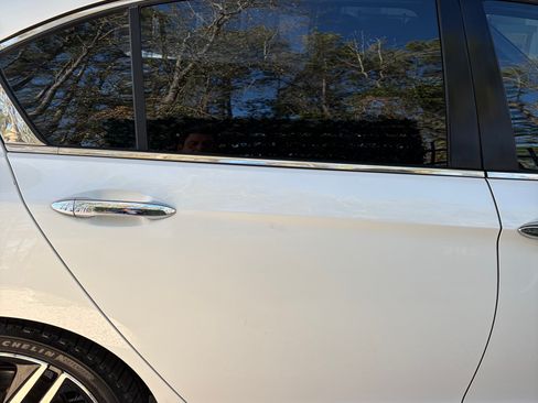 Used 2016 Honda Accord Sport image 6