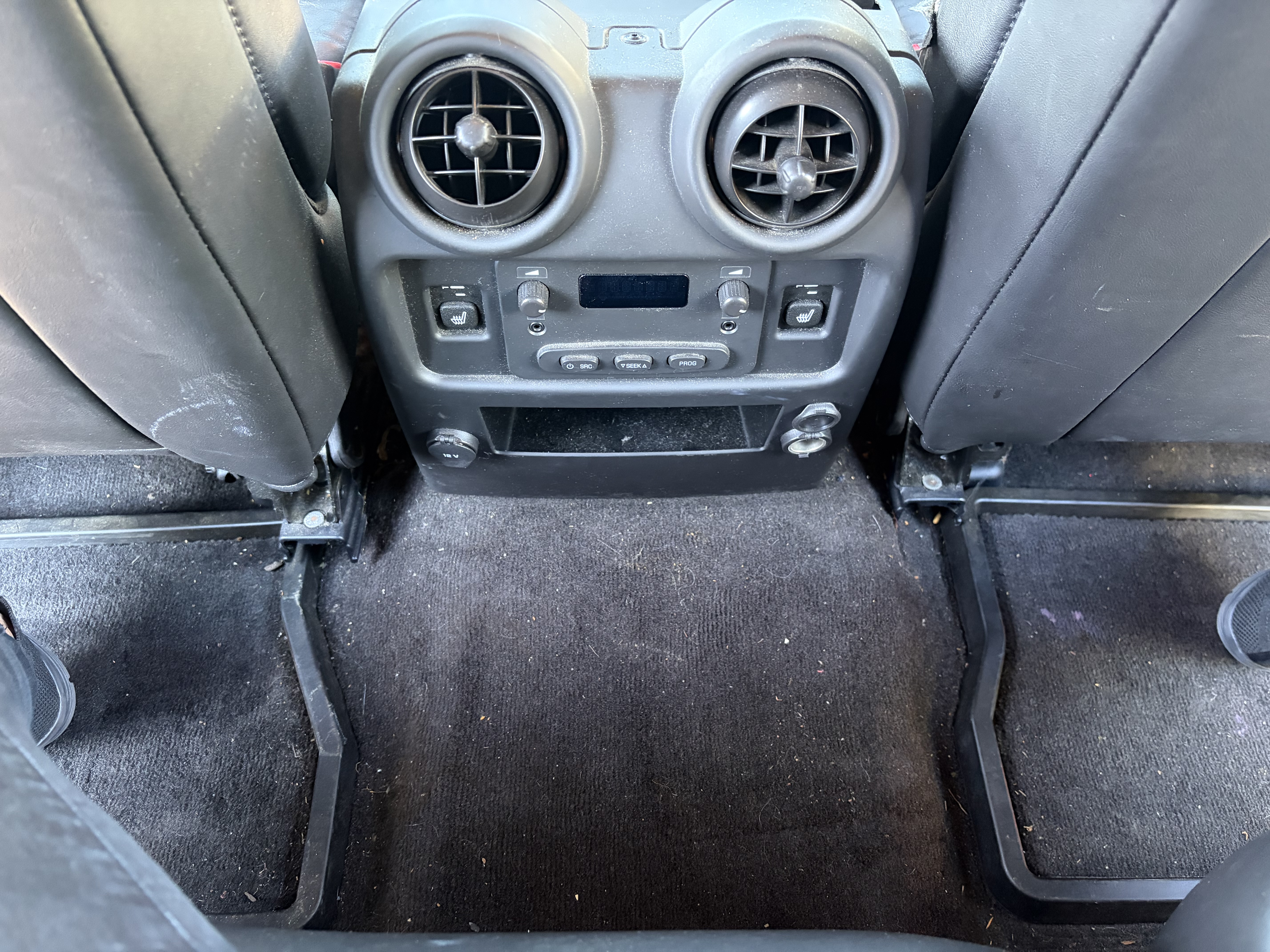 Used 2005 HUMMER H2 w/ Preferred Equipment Group AWD/4WD image 15