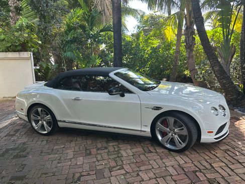 Used 2017 Bentley Continental GT V8 S image 6
