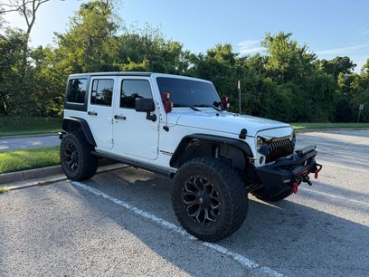 Used 2012 Jeep Wrangler Unlimited Rubicon w/ Connectivity Group