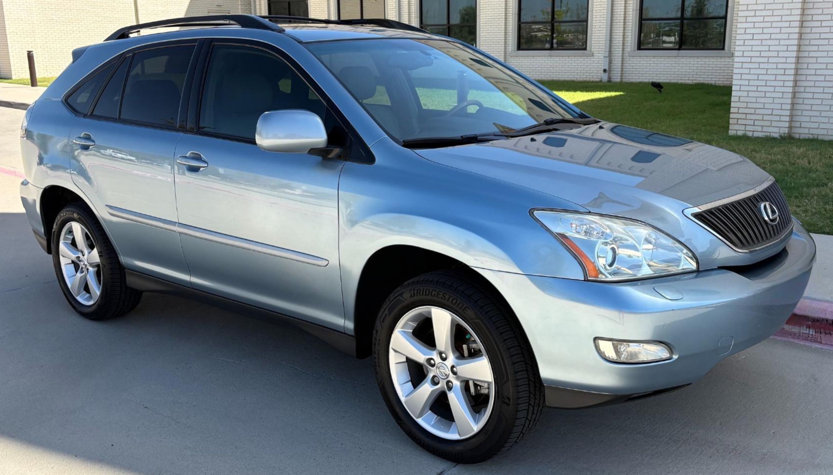 Used 2006 Lexus RX 330 FWD image 6