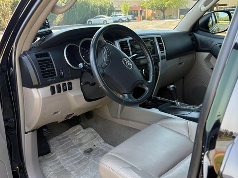 Used 2008 Toyota 4Runner Sport RWD image 6