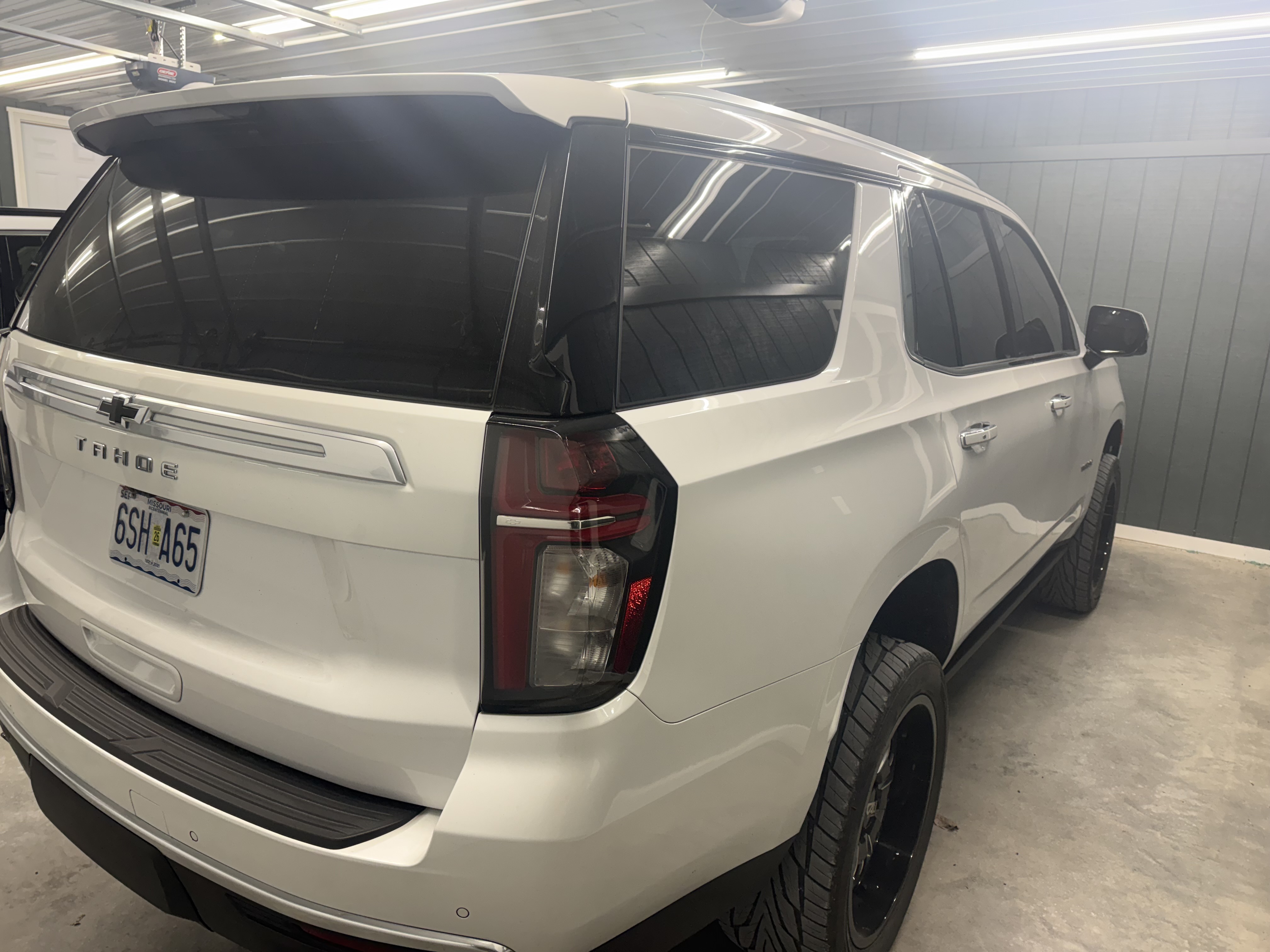 Used 2023 Chevrolet Tahoe High Country AWD/4WD image 5