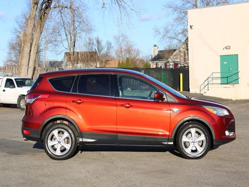 Used 2014 Ford Escape SE image 6