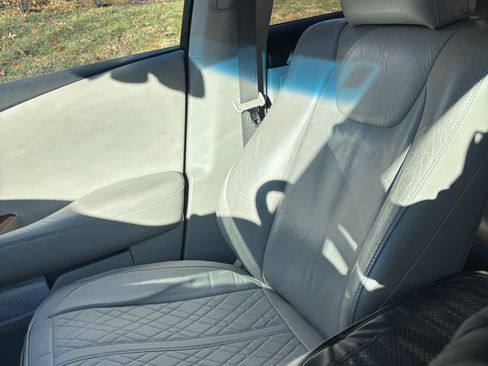 Used 2011 Lexus RX 350 AWD image 17