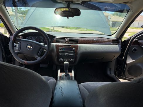 Used 2015 Chevrolet Impala LT w/ LT Sunroof Package FWD image 17