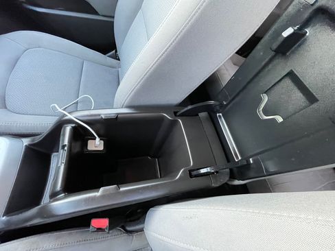 Used 2016 Chevrolet Colorado LT image 17