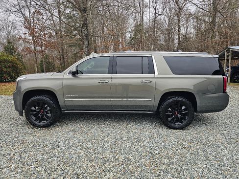 Used 2018 GMC Yukon XL Denali w/ Denali Ultimate Package image 1